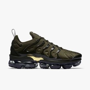 Henry chadwicks hotsell nike vapormax green